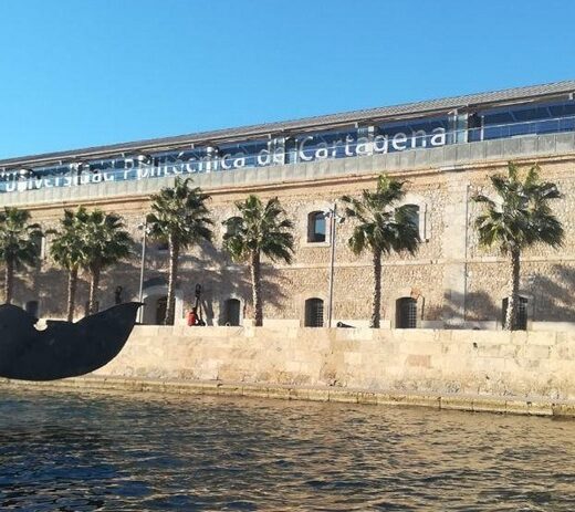 Campus der betriebswirtschaftlichen Fakultät am Hafen Cartagenas